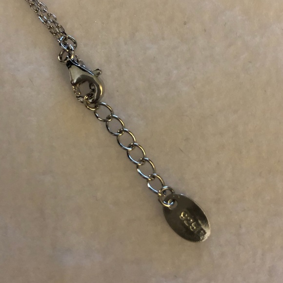 NIB Tocara Piera Sterling Silver Chameleon Necklace and Earrings Set - Picture 8 of 8